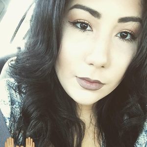 Meet your Posher, Noelia